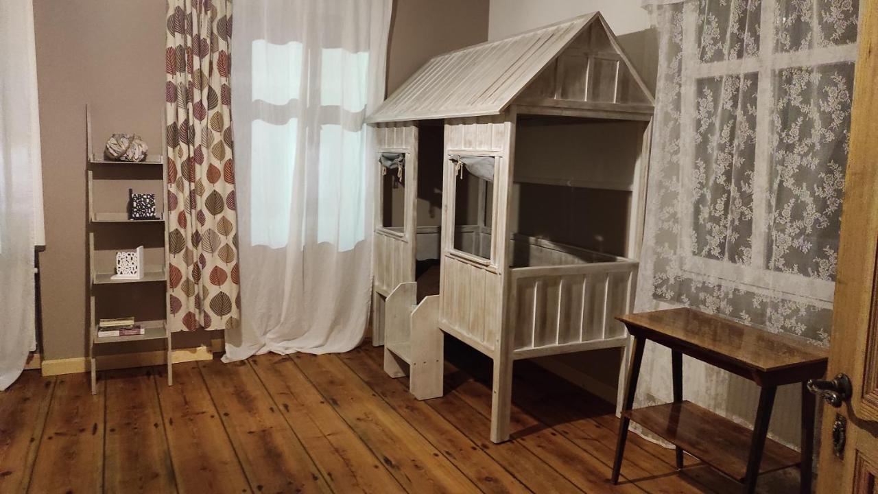 Stare Dechy Apartamento Wschowa Exterior foto